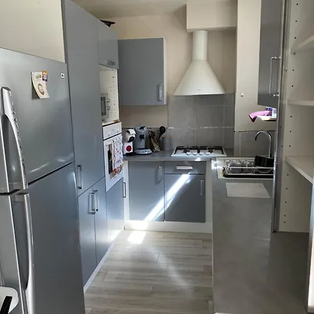 Maison De Ville A 3 Kilometre Du Centre De Cognac , Jacuzzi Privee Et Disponible Sur Place Saint-Brice  Exterior photo