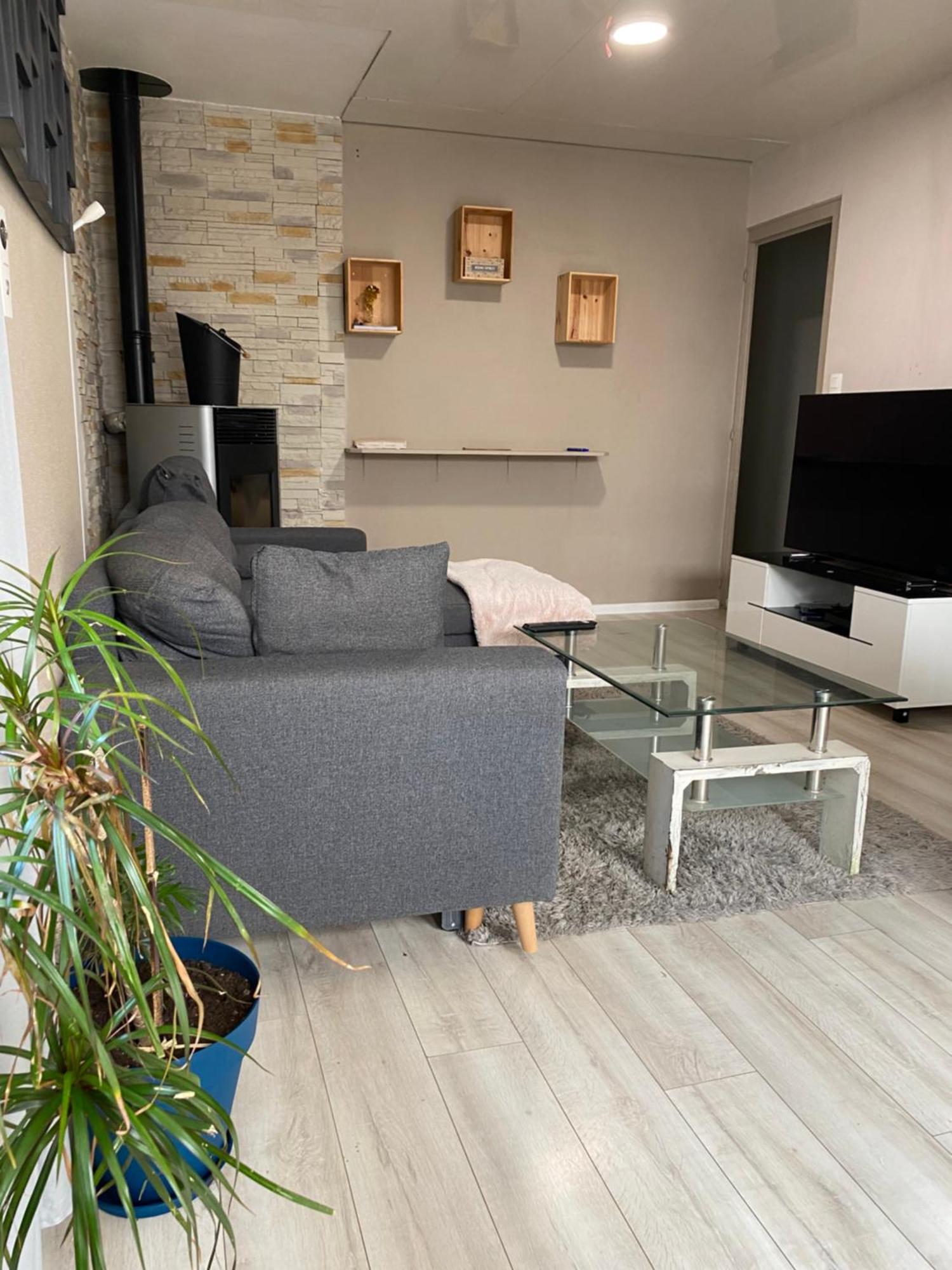 Maison De A 3 Kilometre Du Centre De Cognac , Jacuzzi Privee Et Disponible Sur Place * Saint-Brice (Charente)